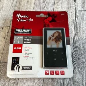 RCA 4GB MP3 VIDEO PLAYER SEALED MUST SEE